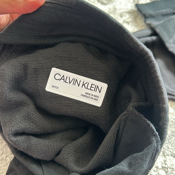 Men’s Calvin Klein Camo print Sweatpants - Picture 3 of 3